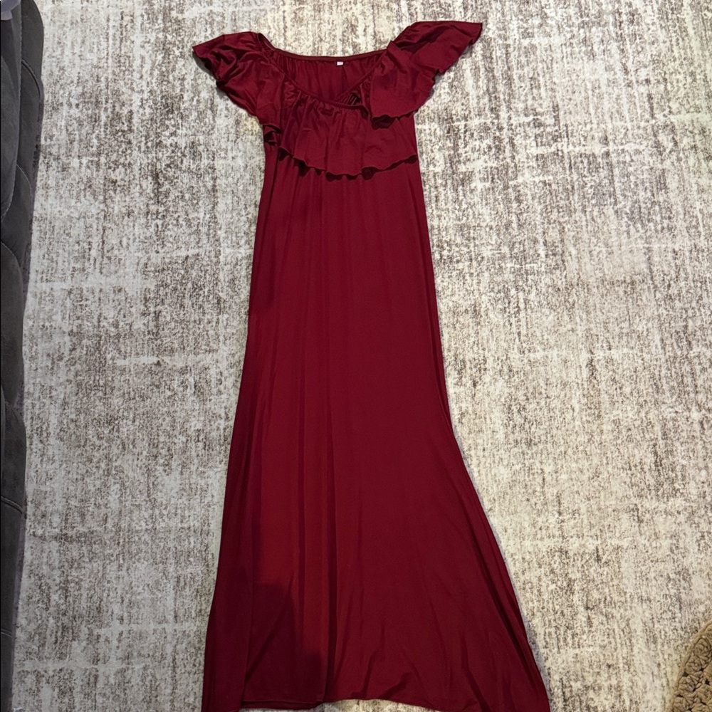 Burgundy Red Ruffle Neck Maxi Dress Womans sz Large